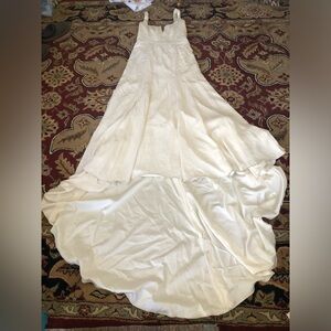 WATTERS 100 Percent Silk Bridal Dress Style 68301b Size 10